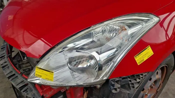 Headlight, left Suzuki Swift