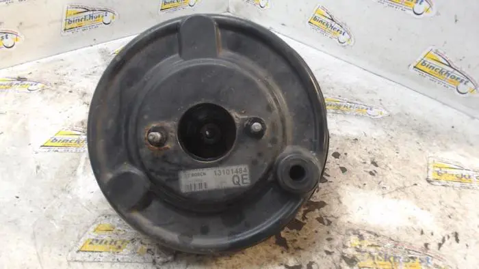 Brake servo Opel Corsa