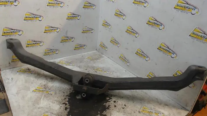 Subframe Opel Zafira