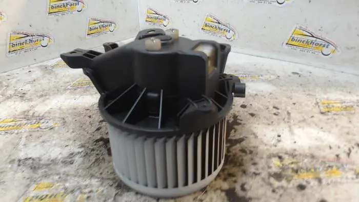 Heating and ventilation fan motor Opel Corsa