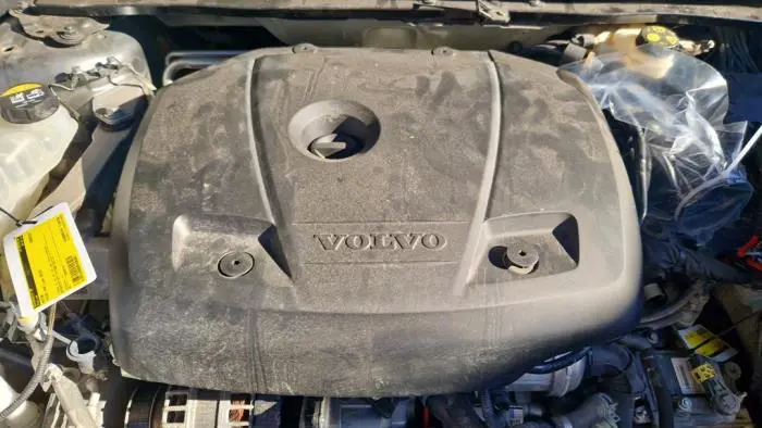 Engine Volvo V40