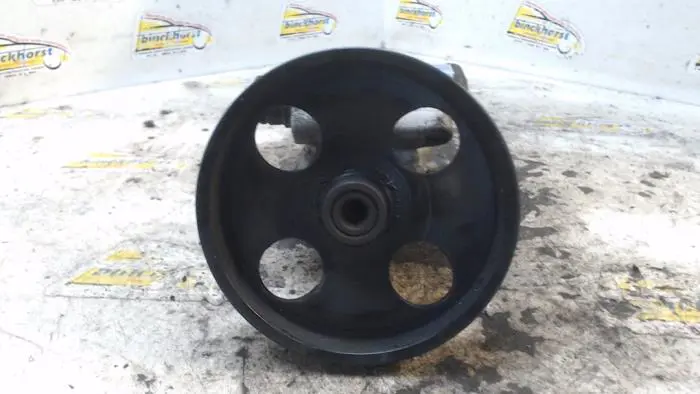 Power steering pump Opel Vivaro