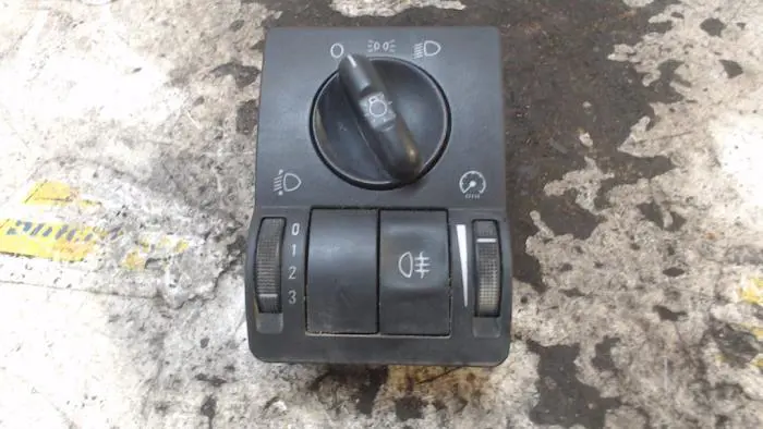 Light switch Opel Corsa