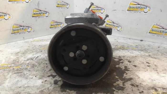 Air conditioning pump Renault Twingo