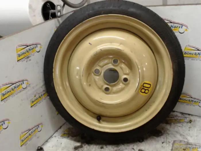 Space-saver spare wheel Daihatsu Cuore