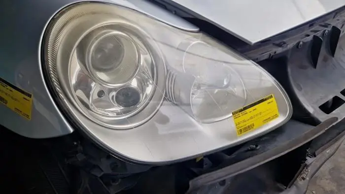 Headlight, right Porsche Cayenne