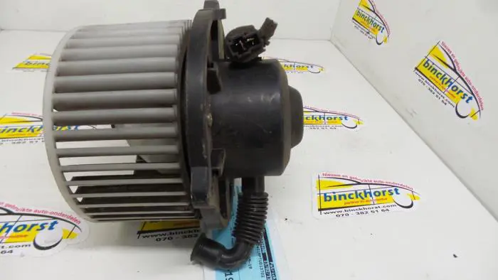 Heating and ventilation fan motor Hyundai Lantra