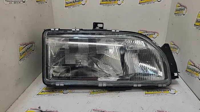 Headlight, right Ford Sierra