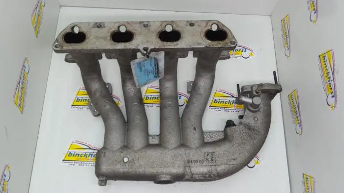 Intake manifold Kia Rio