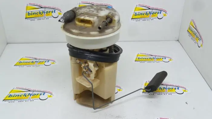 Electric fuel pump Volvo S40