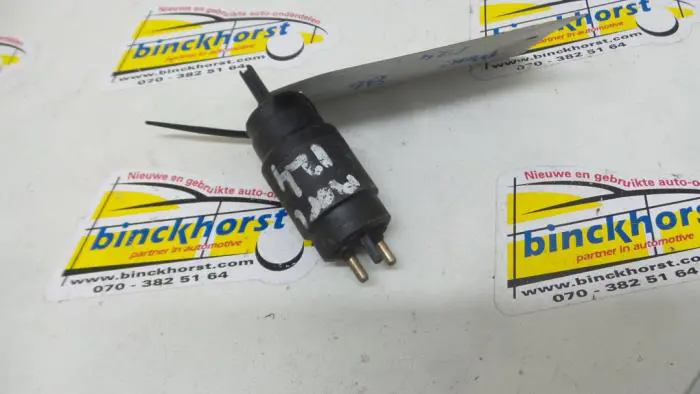 Scheibensprüherpumpe vorne Mercedes 200 - 500