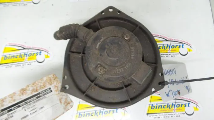 Kachel Ventilatiemotor Nissan Sunny