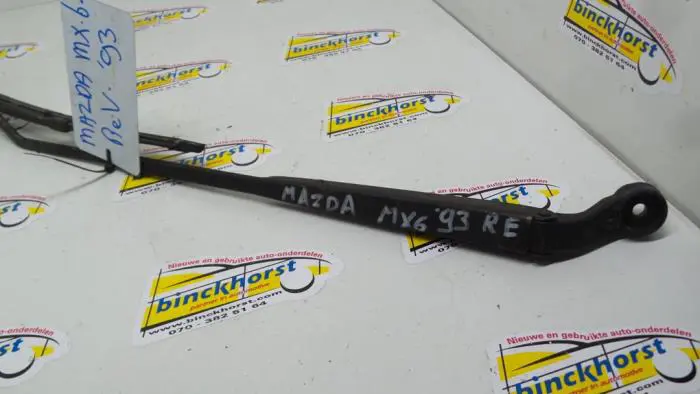 Ruitenwisserarm voor Mazda MX-6
