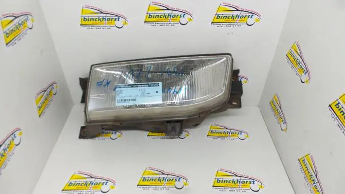 Koplamp links Hyundai Pony