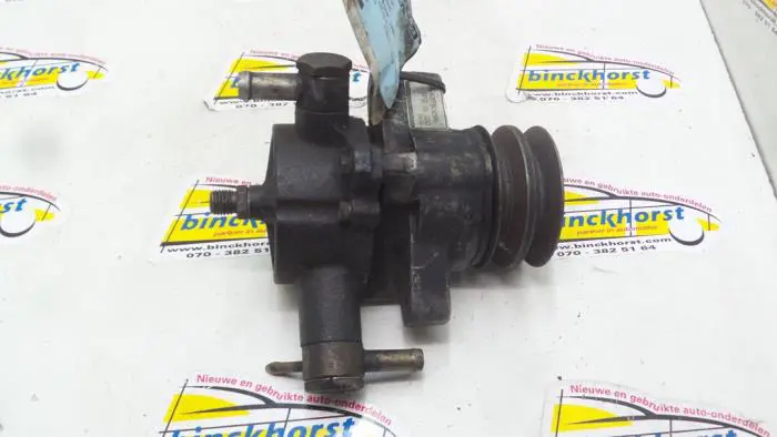 Power steering pump Mazda 626