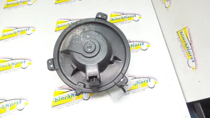 Heating and ventilation fan motor Fiat Punto