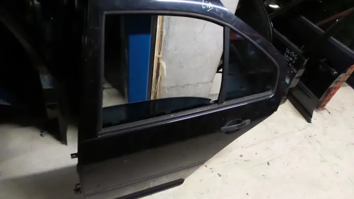 Rear door 4-door, left Volkswagen Bora