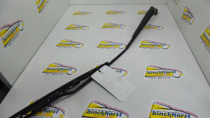 Front wiper arm Volkswagen Bora