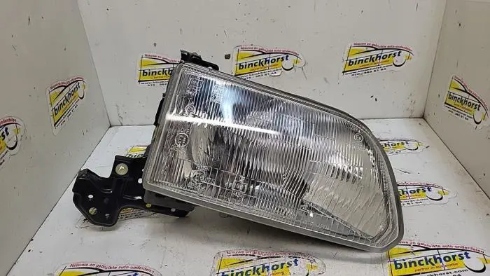 Headlight, right Toyota Starlet