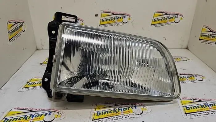 Headlight, right Toyota Starlet