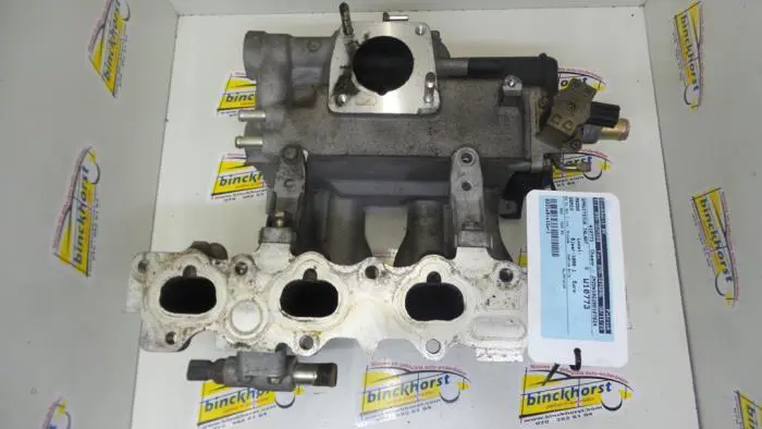 Intake manifold Mazda Demio