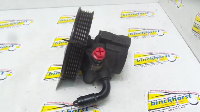 Power steering pump Volvo S40