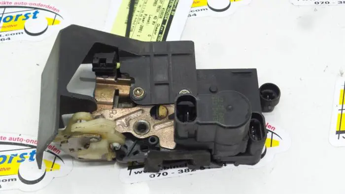 Front door lock mechanism 4-door, right Alfa Romeo 156