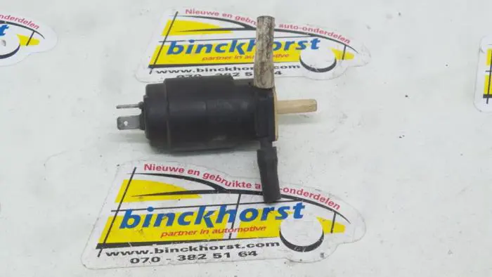 Windscreen washer pump Fiat Punto