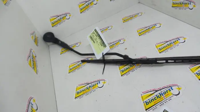 Front wiper arm Smart Fortwo