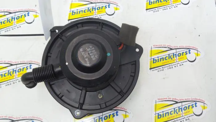 Heating and ventilation fan motor Hyundai Lantra