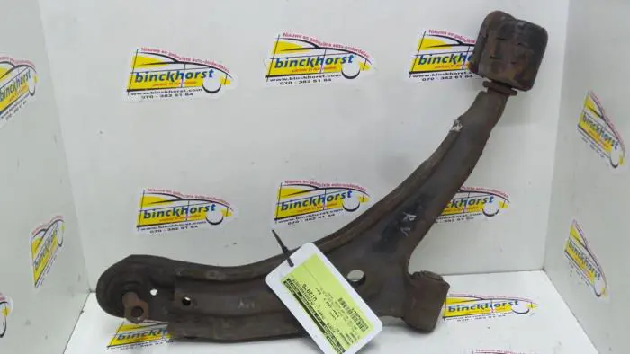 Front wishbone, right Nissan Sunny