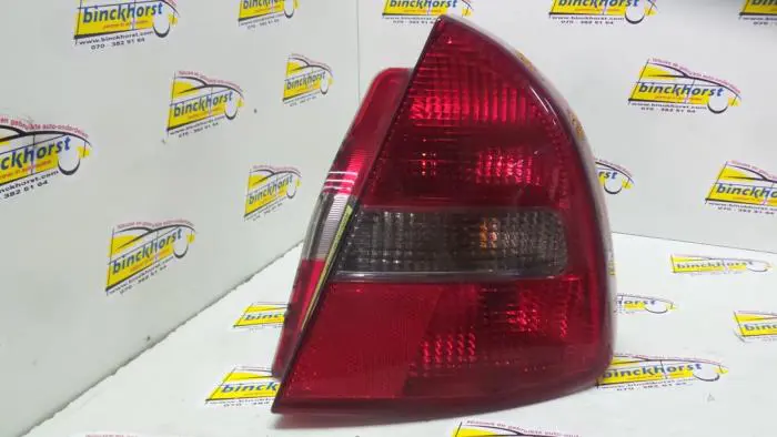 Taillight, right Mitsubishi Carisma