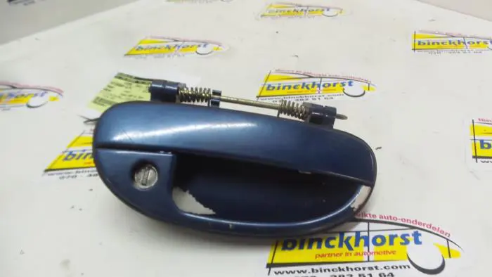 Front door handle 4-door, right Daewoo Nubira