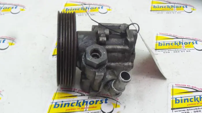 Power steering pump Peugeot 406