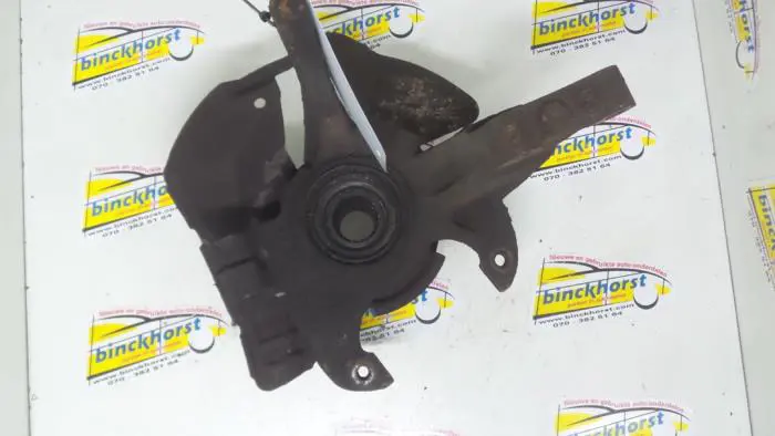 Achsschenkel links vorne Mazda 323