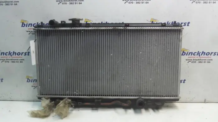 Radiator Mazda 323