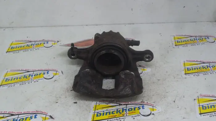 Front brake calliper, right Mitsubishi Carisma