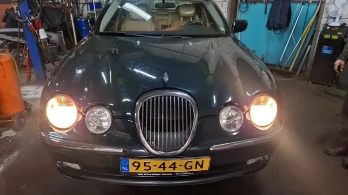 Jaguar S-Type