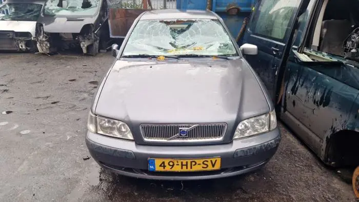 Volvo S40